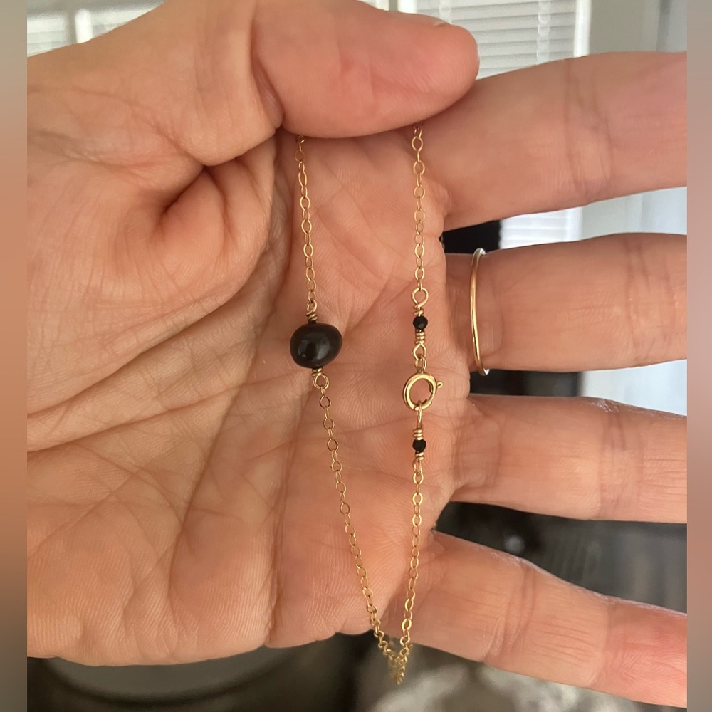 Black obsidian gold necklace